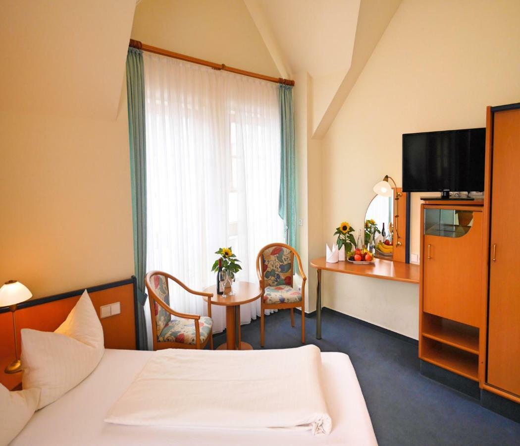Kohlers Hotel Engel Бюхль Экстерьер фото